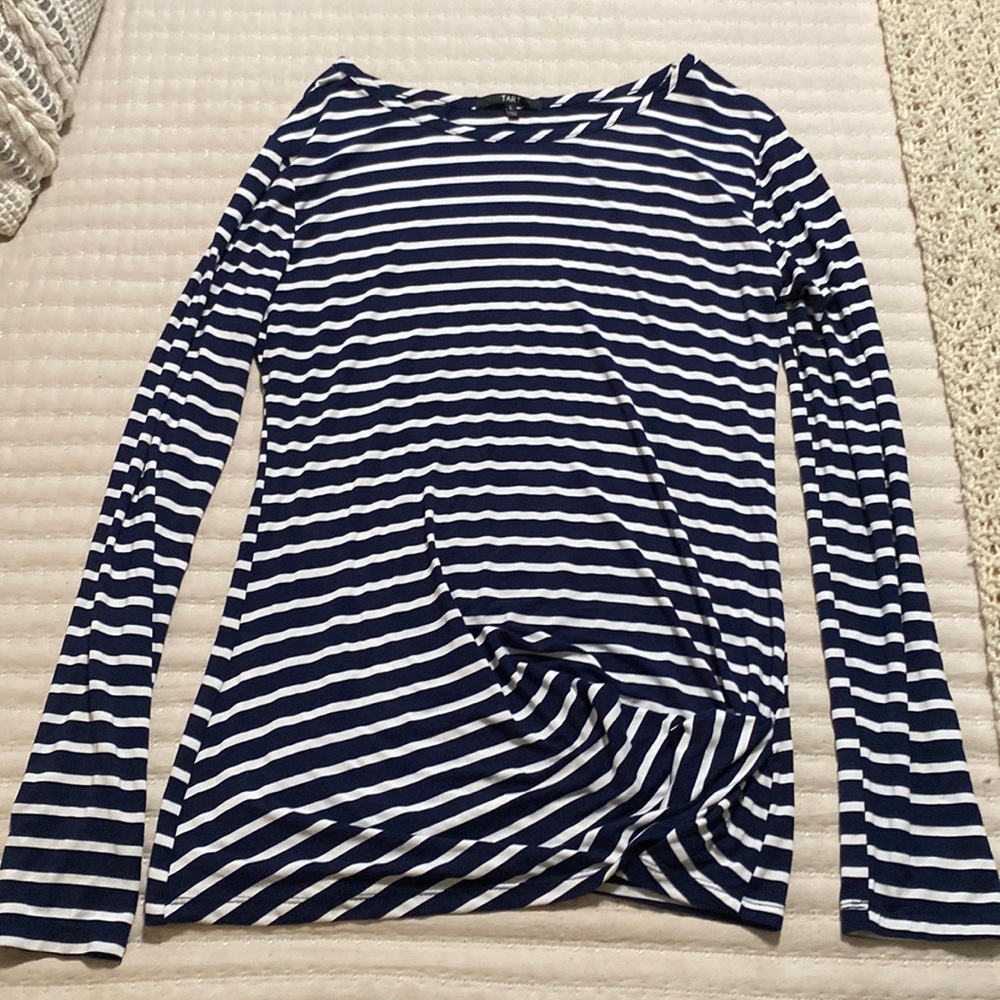 NWOT Tart long sleeved top - Large
